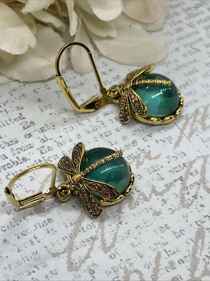 Placa de Oro Iridiscente Libélula Alambre Verde Pendientes Otoño Regalo Mamá Cumpleaños Esposa Foto 3 de 4