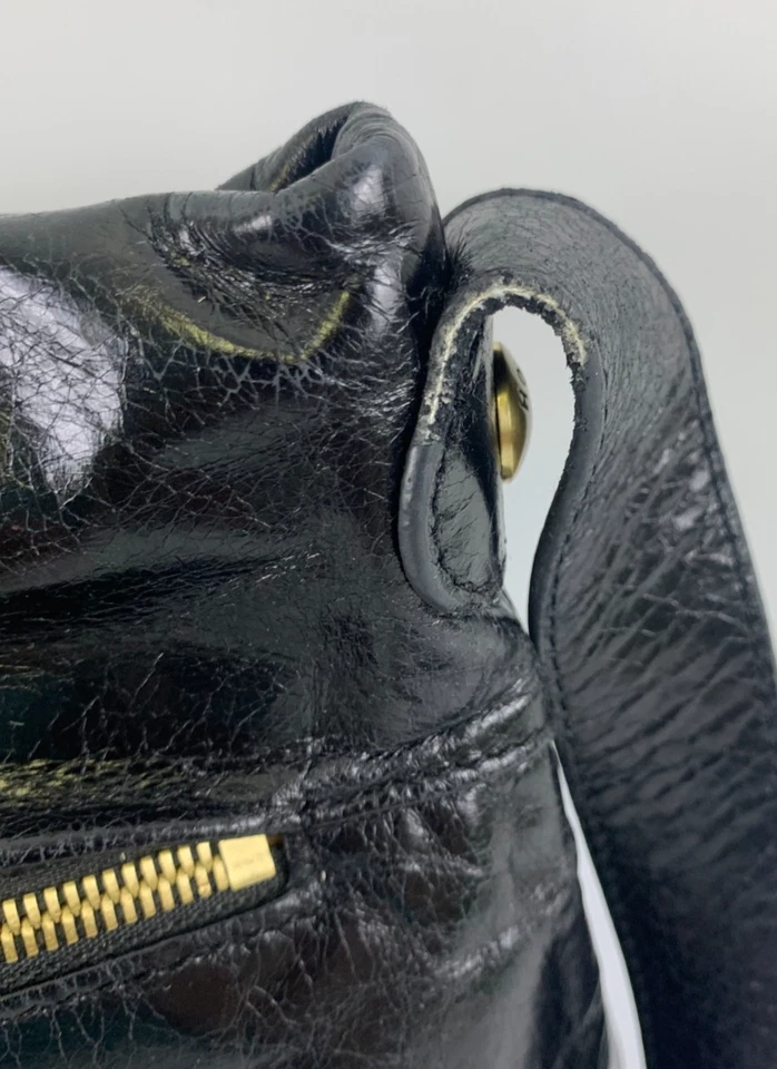 HOBO Original Black Glazed Leather Crossbody Adjustable Flex Frame Purse Bag Zip - Image 4 of 4