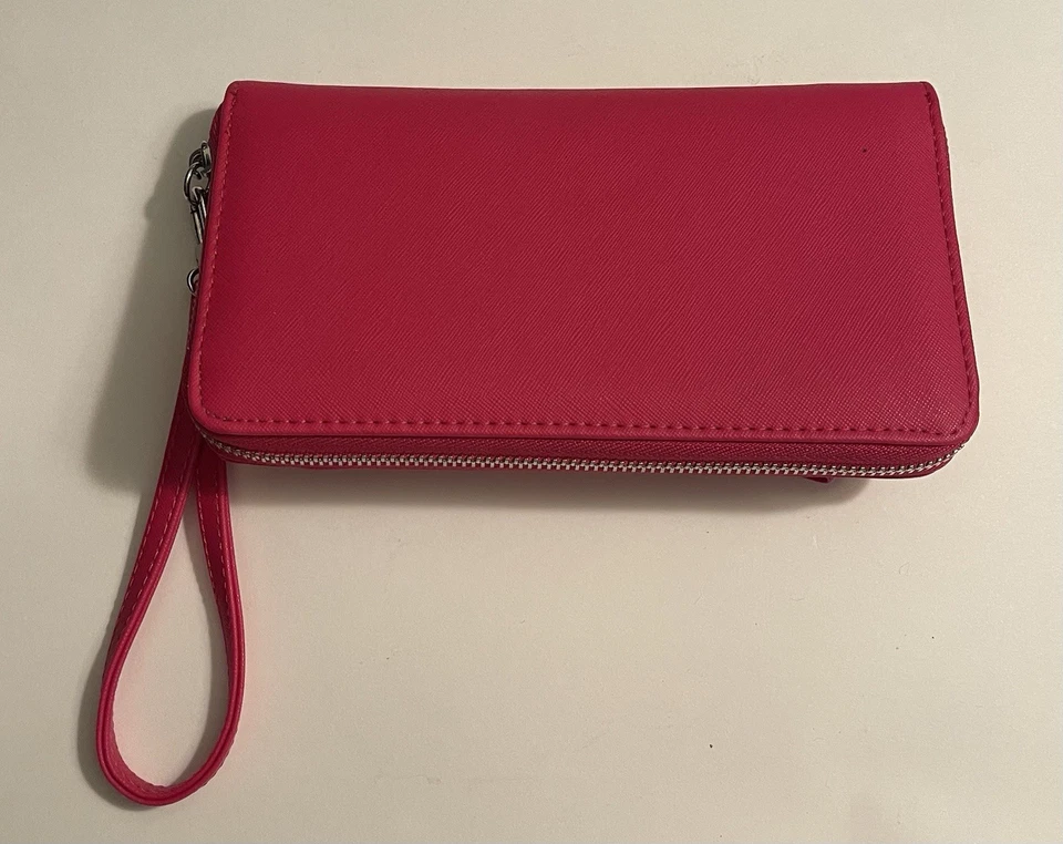 Betsey Johnson PINK Zip Around Wallet Clutch Organizer Wristlet Bow Accent New - Image 2 of 4
