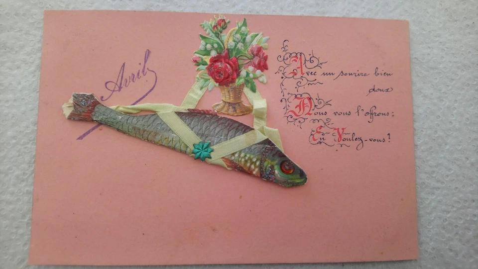CPA FANTAISIE / 1ER AVRIL / DECOUPIS AU POISSON ET FLEURS EN RELIEF - Photo 1/1