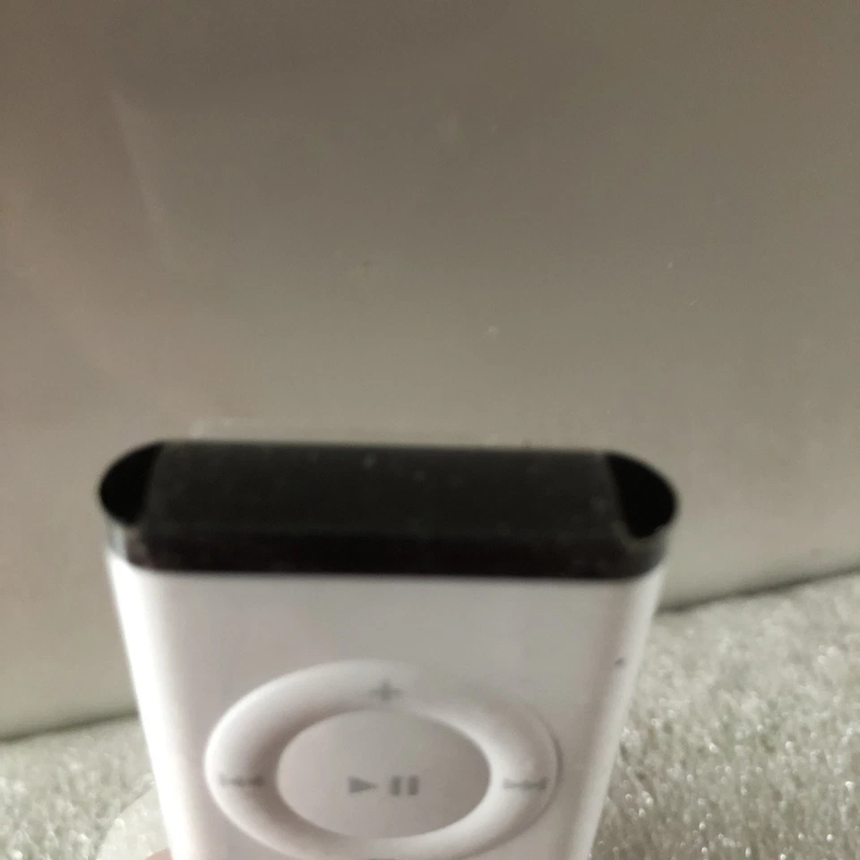 Apple A1156 Genuine Remote Control | For Apple iMAC MACBOOK iPOD TV - Image 3 of 3