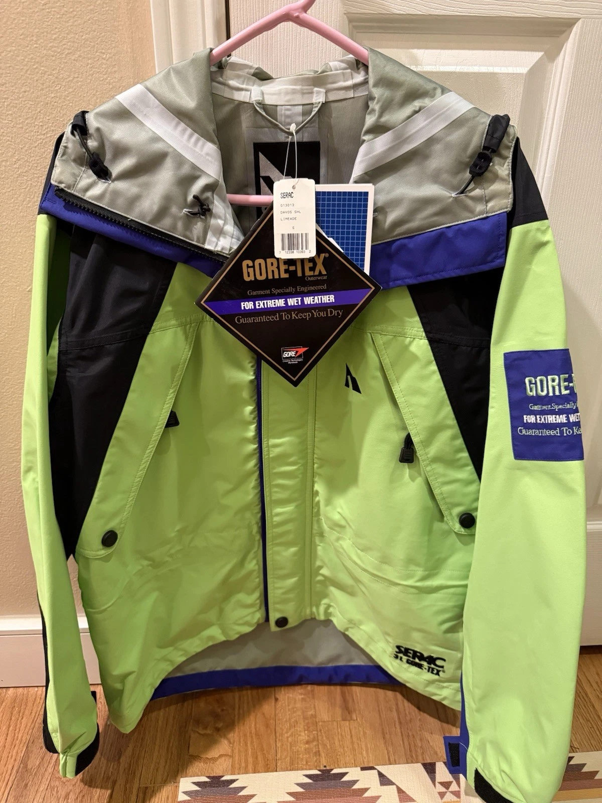 🍋‍🟩NEW NWT Rare Vintage 90s SERAC Davos Goretex GTX Ski Snow Jacket Neon Lime
Opens in a new windo