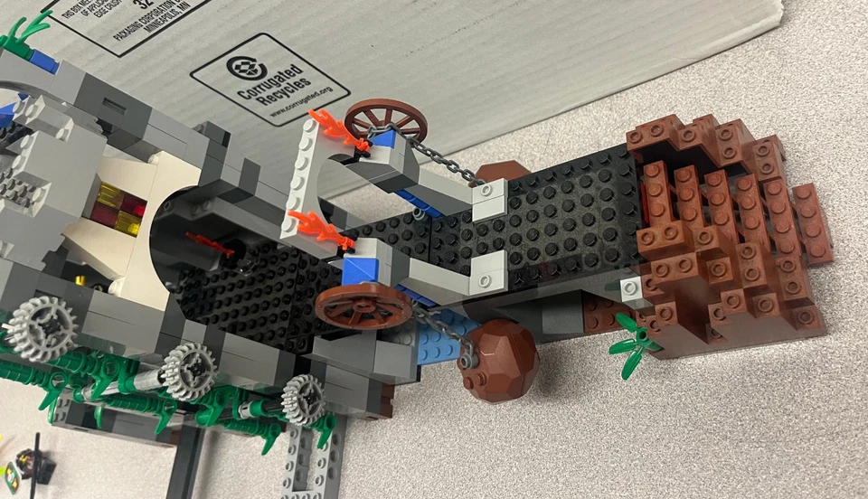 LEGO Knights Kingdom: Citadel of Orlan (8780) 100% комплект с инструкциями - Изображение 2 из 4