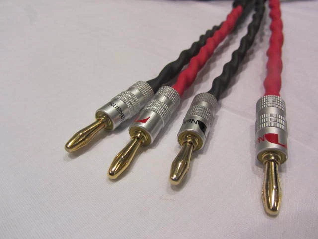 Canare 4S11 Star Quad 11 AWG Wire Speaker Cable 2 to 2 Banana 1 Pair, 25 Ft. - Image 3 of 4