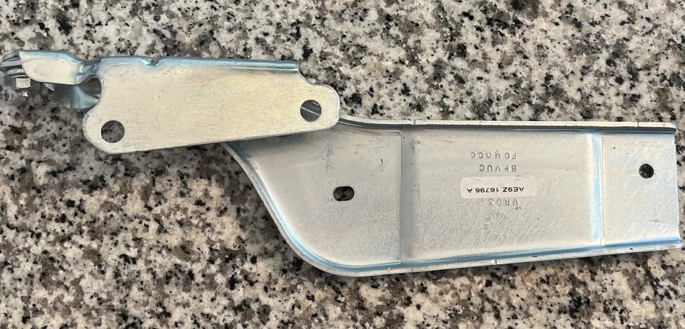 Lincoln FORD OEM 10-18 MKT Hood-Hinge Right AE9Z16796A - Image 3 of 3