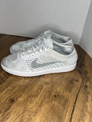 nike womens tennis classic