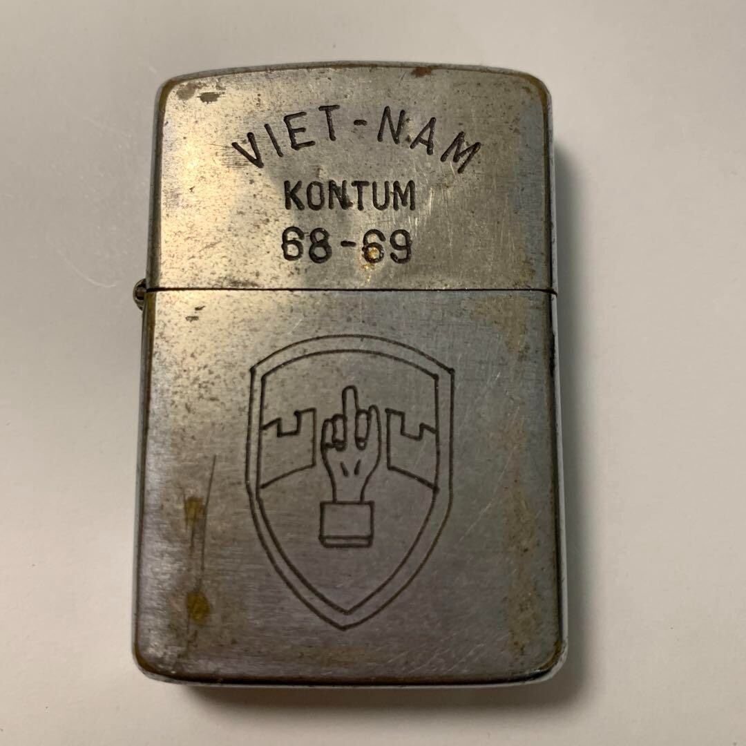 1972年製 ベトナム 戦争 zippo ライター KONTUM ビンテージZIPPO