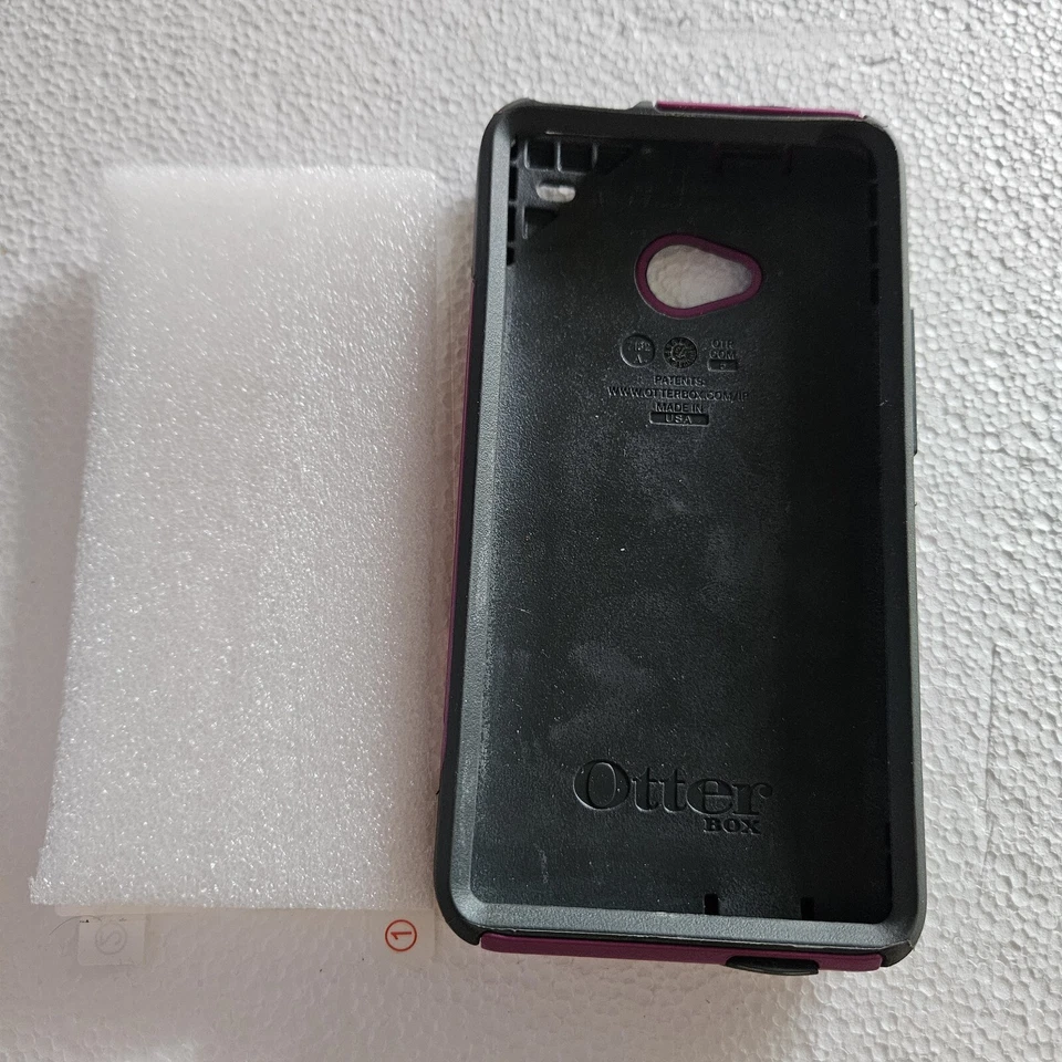 Otterbox HTC One M7 Purple/Black Commuter Series Case Smart Phone - Image 3 of 3