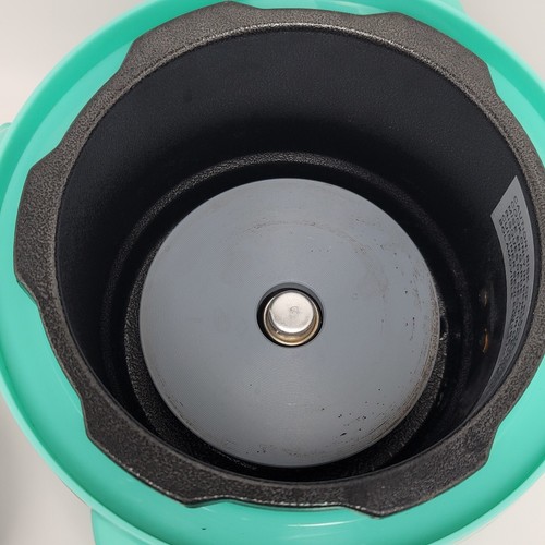 Elite Bistro By Maxi Matic EPC-202T Electric Pressure Cooker Turquoise 9 Buttons - Picture 9 of 18