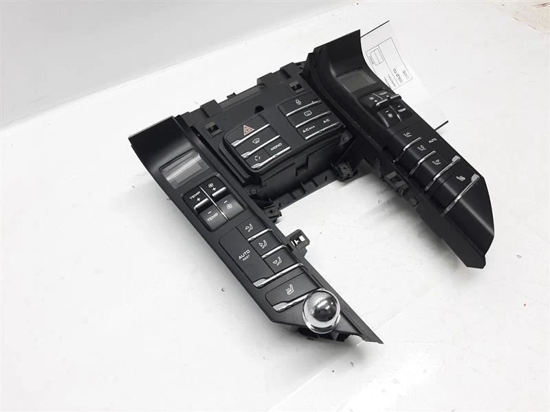 Temperature Control Front Climatronic 7P5907040AD Porsche Cayenne 2011-2016 OEM - Image 2 of 4