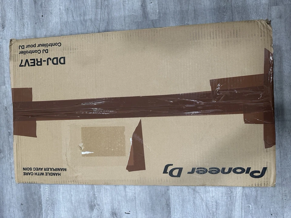 Pioneer DDJ-REV7 2-Channel SeratoDJ Professional DJ Controller DDJREV7 - Image 3 of 3