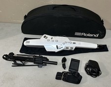 Roland AE-10 Aerophone Digital Wind Instrument - White W Case And Power Supply