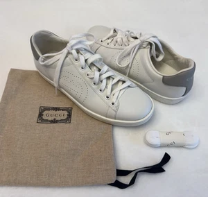 Baskets femme Gucci Ace LOGO perforé en CUIR blanc US 6,5