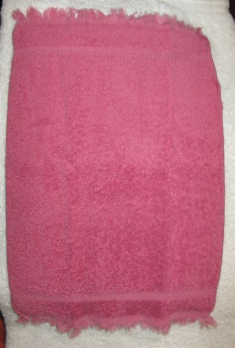 5 Fieldcrest Royal Velvet Fingertip Towels Pink Cotton Set 16.5"x 10.5" VGUC - Picture 6 of 12