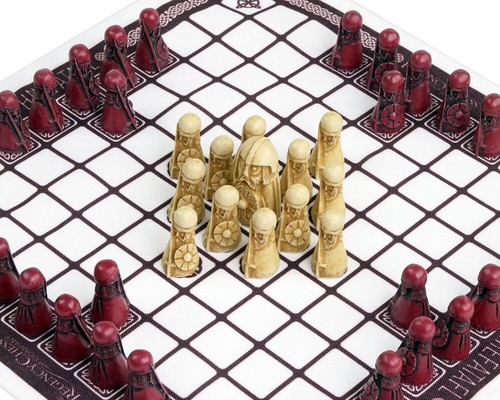 Hnefatafl - Das Wikingerspiel - Cardinal Edition - Bild 2 von 14