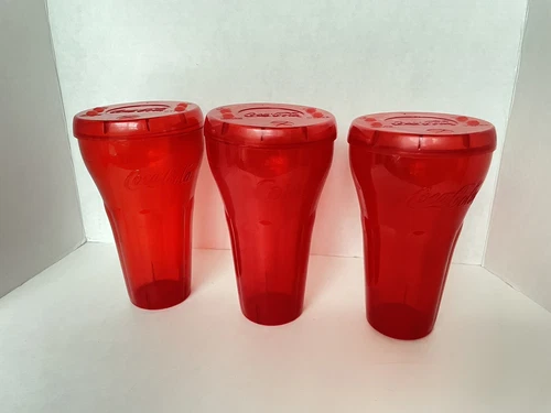 Vintage Lot Of 32 Oz Plastic Coca-Cola Cups Red With Lids
