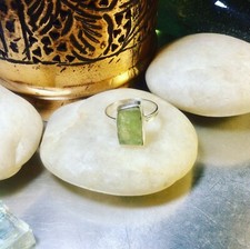 Genuine 925 Sterling Silver Green Kyanite Gemstone Ring Size 8