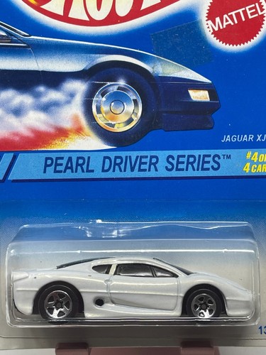 1994 Hot Wheels Pearl Driver Series 4/4 Jaguar XJ220 #296 - Picture 4 of 5