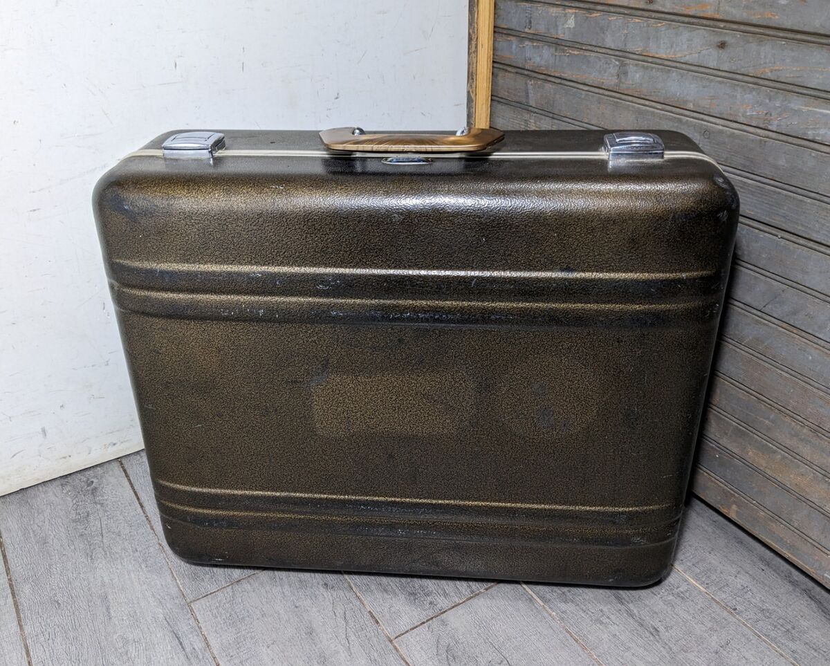 Vintage Zero Halliburton Bag Aluminum Briefcase Attache Case Vintage Zero Halliburton Bag Aluminum Briefcase Attache Case