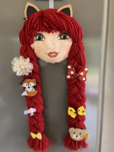 Handmade Doll Face Hair Clips Holder - Picture 8 of 9