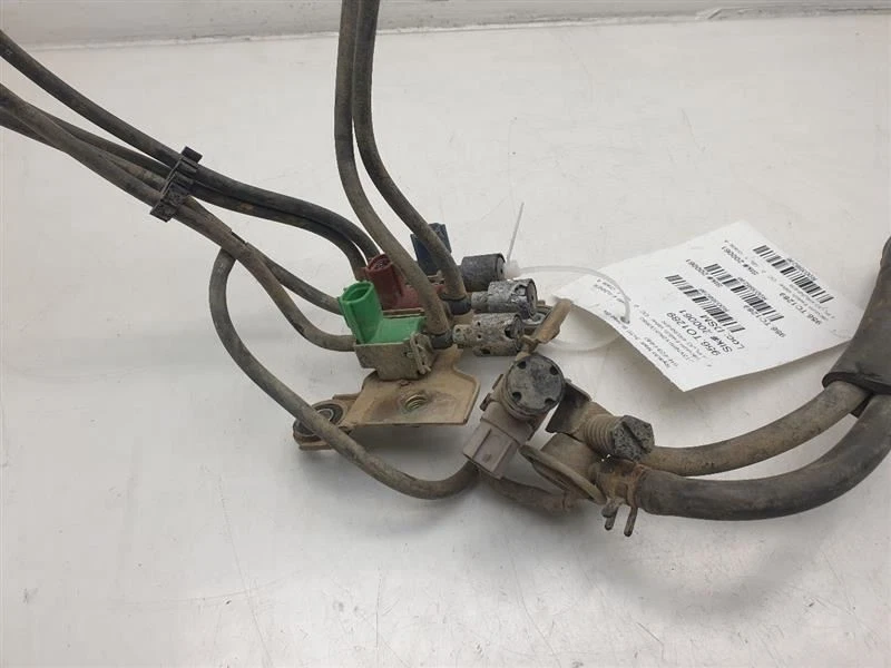 Juego de válvulas de control de emisiones 89 90 Toyota Pickup 4 corredores 25701-65020 Foto 2 de 4