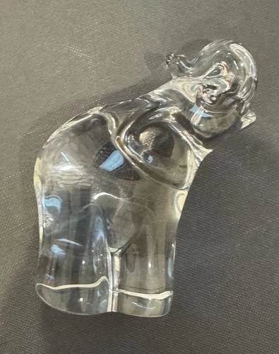 STUNNING VTG STEUBEN Crystal Elephant Art Glass Paperweight SIGNED 3"H TRUNK UP