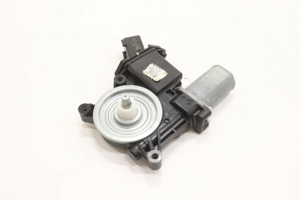 2019 - 2023 GMC SIERRA 1500 FRONT LEFT SIDE DOOR WINDOW REGULATOR MOTOR OEM - Image 3 of 4