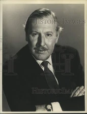 Press Photo Robert Coote, Actor - syp18924