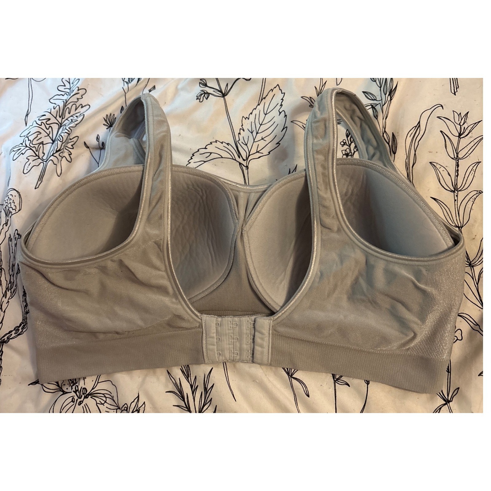 Bali Gray Light Support Wireless Everyday Comfort… - image 3