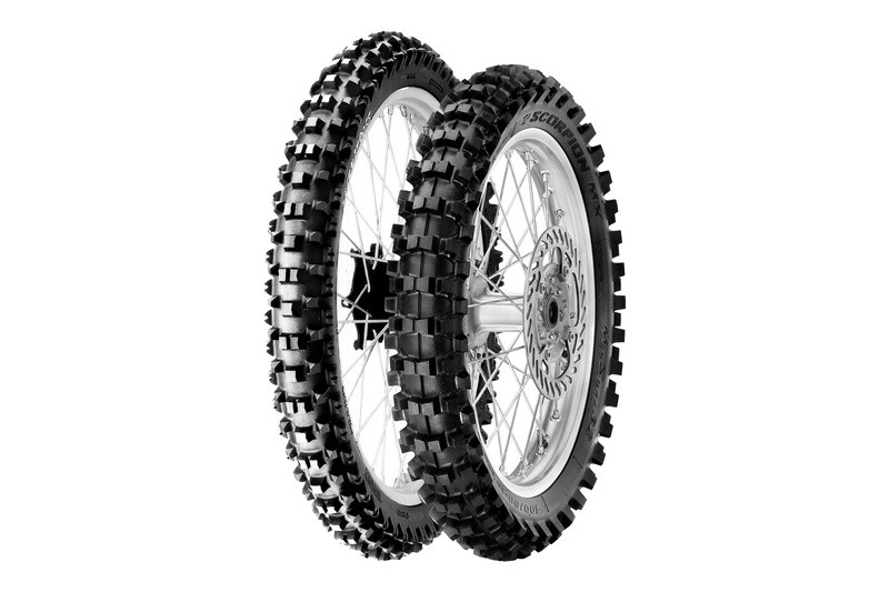Pneu PIRELLI SCORPION XC 110/100-18 à grip maximal pour le cross en traction