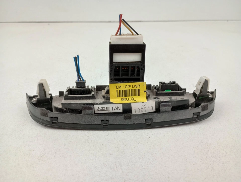 Interruptor de peligro Hyundai Tucson 2012-2015 bisel de ocupación de pasajeros 84740-2S550 OEM Foto 3 de 3