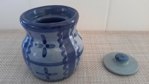 Handmade Hand Painted Ceramic Covered Dish Jar Blue Signed On Bottom Pre-owned - Picture 8 of 11