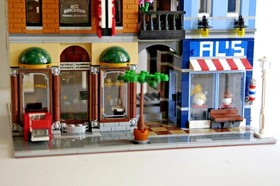 Lego Detective's Office 10246 Modular Buildings Creator Expert 100% Complete Set