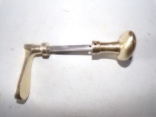 Poignées de porte anciennes en laiton