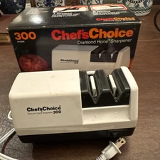 CHEF'S CHOICE Model 300 Electric Diamond Hone Knife Sharpener EdgeCraft OPEN BOX