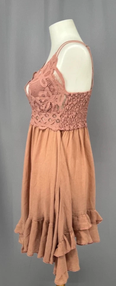 Vestido Free People Feminino Grande Rosa empoeirada Adella Renda Chinelo Crochê Boho Coquete - Imagem 3 de 4