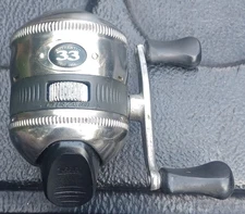 Vintage Zebco 33 Authentic Spin Cast Reel. Tested,  Works Great! Nice Shape.