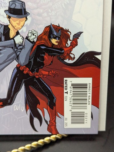 Convergence: The Question #1 & #2 DC Comics Huntress, Two-Face & Batwoman - Bild 16 von 21