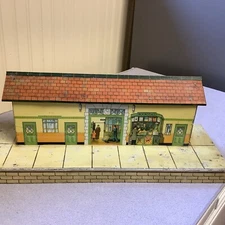 Antique Tin Litho Hornby Train  Station By Meccano Locomotive Used