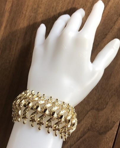 COROCRAFT Vintage Runway WIDE TEXTURED WEAVE Coro Statement Bracelet Gold Tone