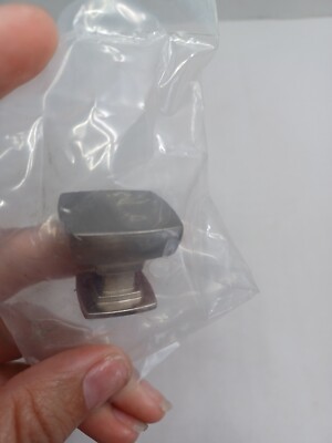 7~ 1-¹/8'' Webber Cabinet Knobs Satin Nickel P29542K-SN-B