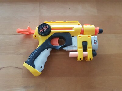 Nerf N-Strike Nite Finder EX-3 Blaster mit Laserpointer und 3 Pfeilen