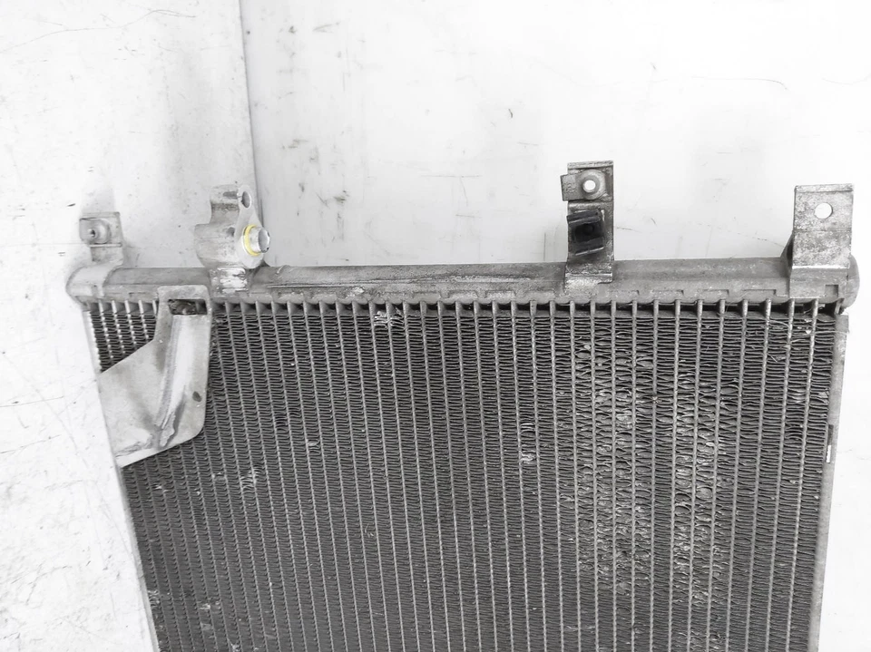 Конденсатор кондиционера 2001-2005 Volvo S60 переменного тока 8683360 - Изображение 2 из 4