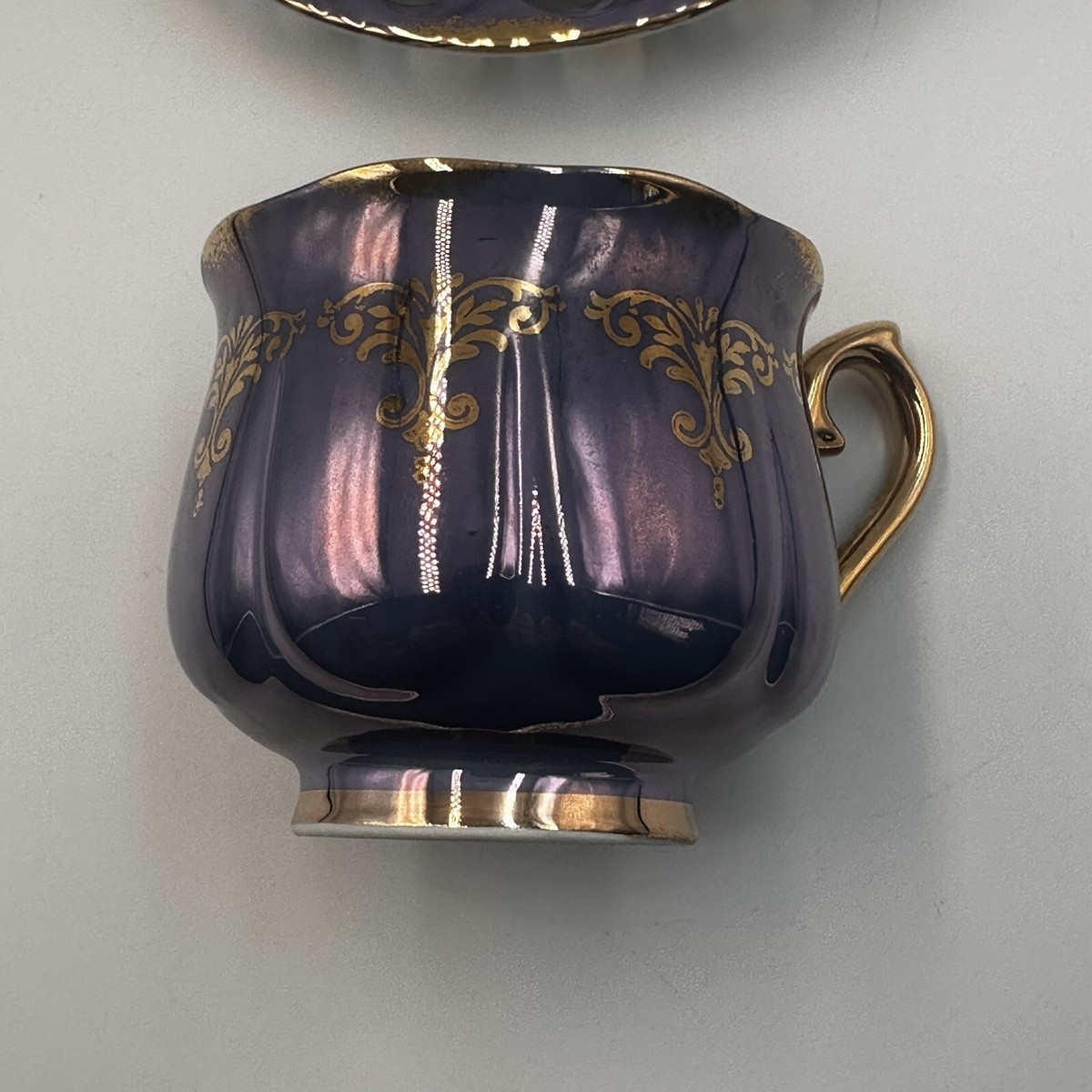 ochaになります。 OHASHI Fine CHINA OHC 1932 Purple Gold W/ Loving Couple Tea