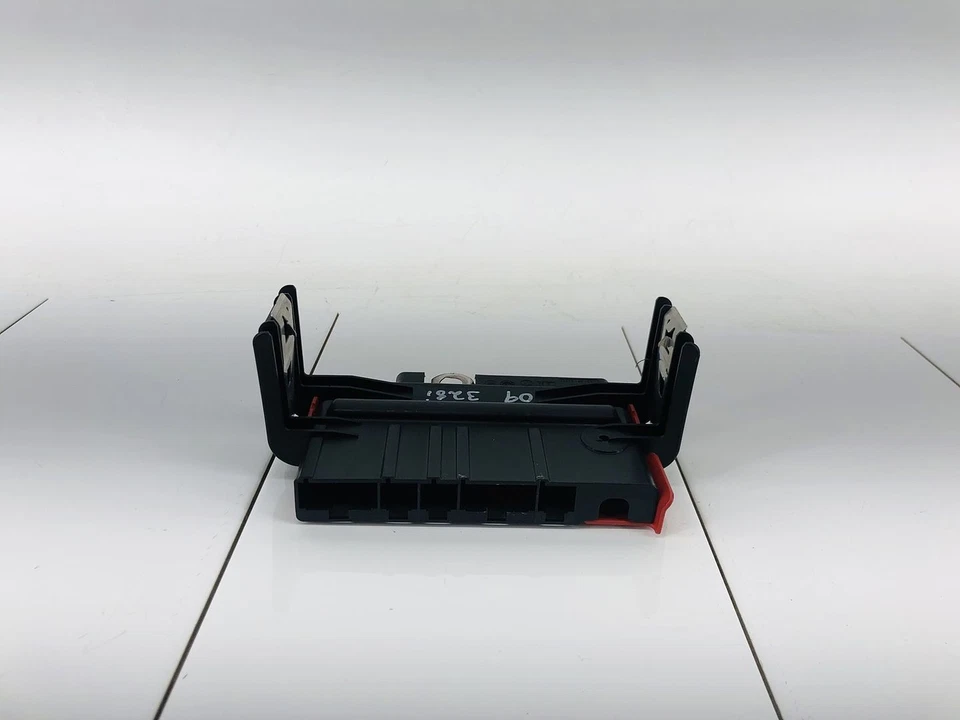 09-12 BMW 328I E90 3.0L L6 GAS ENGINE BATTERY POSITIVE DISTRIBUTION BOX OEM - Image 4 of 4