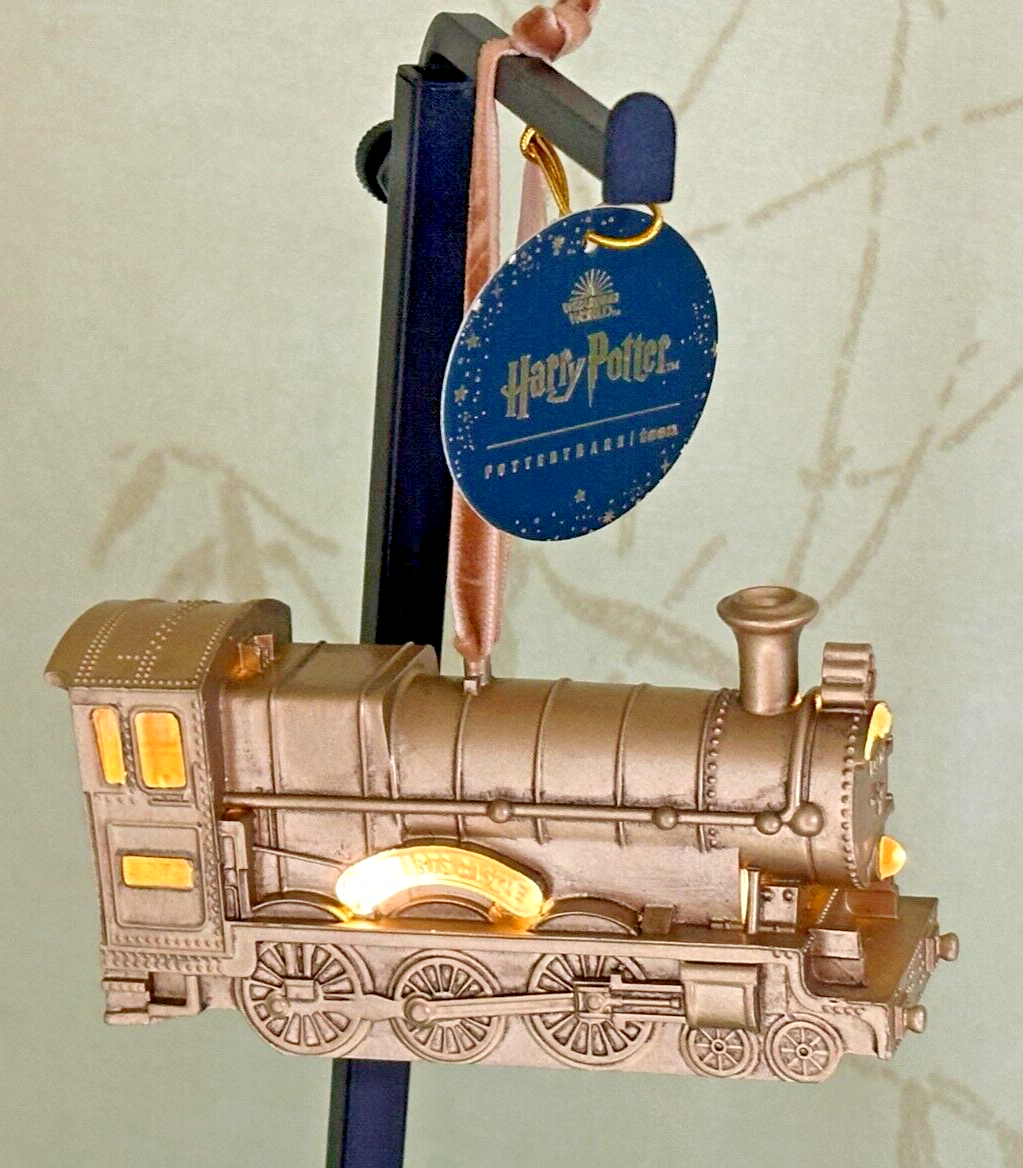 HARRY POTTER HOGWARTS EXPRESS TRAIN LIGHT-UP ORNAMENT:NIB | eBay