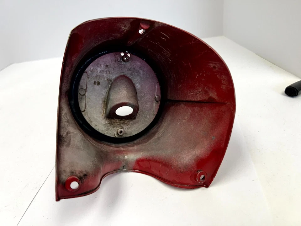 Plymouth Fury Belvedere 1956 carcasa de luz de respaldo izquierdo 1648912 nuevo en stock Foto 2 de 4