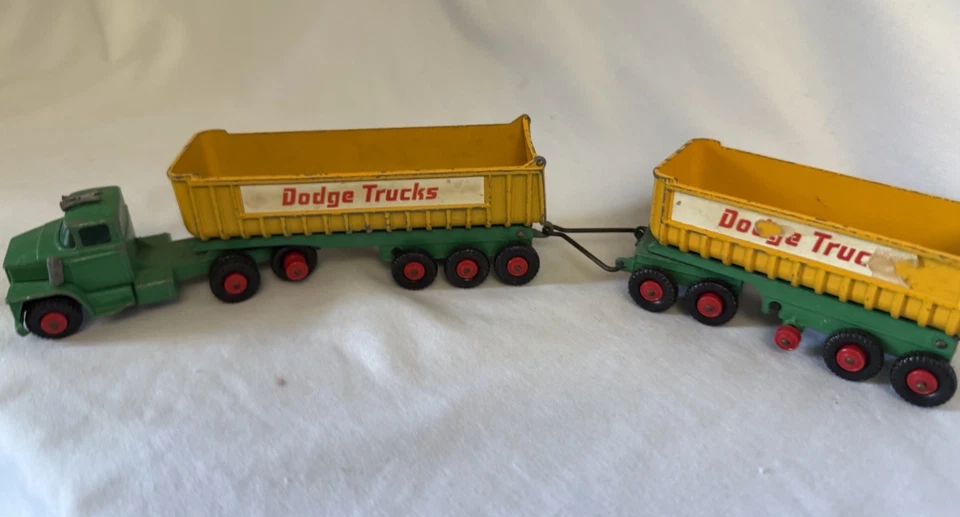 Lesney Matchbox King Size K-16 Dodge Tractor With Twin Tippers Diecast Truck Toy - Image 2 of 4