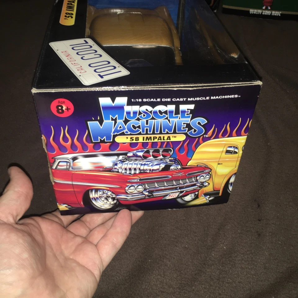 Muscle machine 1:18 scale 1958 Chevy Impala (gold) Funline 2003 New In Package - Image 4 of 4