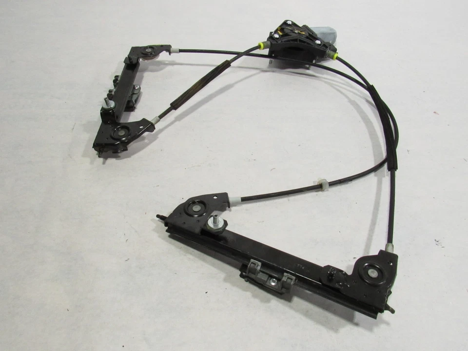 Ferrari 488 Spider 2017 Rear Back Window Glass Regulator W/ Motor 15-19 | :Y - Image 4 of 4